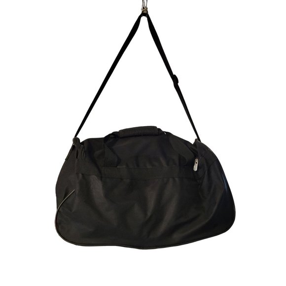 Duffle Bag Black Zipper Opening and Outside Pocket Large 22 x 12 x 12 - Picture 2 of 11
